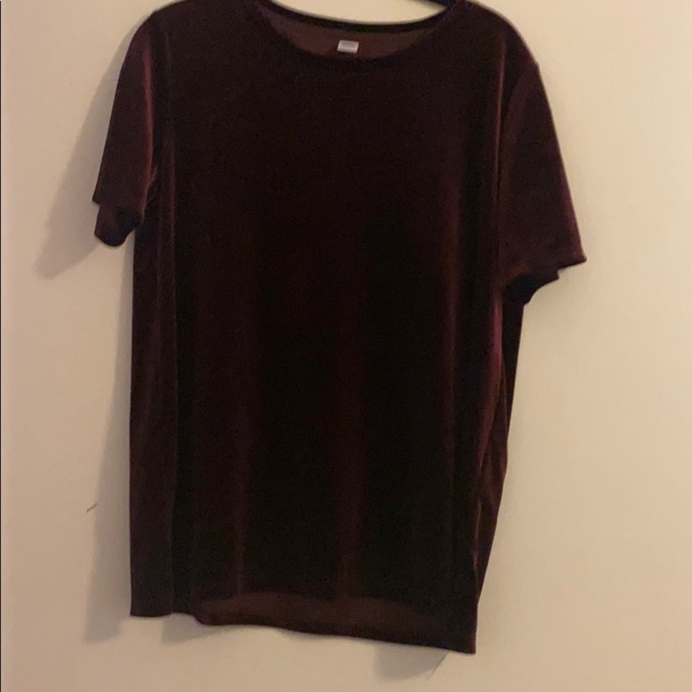 Burgundy velvet short sleeve blouse